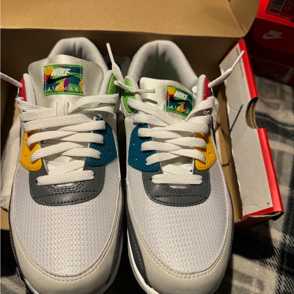 Air max 90, turf orange, size 11.5 - Picture 6 of 6